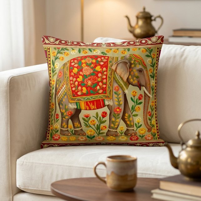 Coussin Élégant Art Boho Fleur d'Éléphant Indien (Bohemian art pillow featuring an Indian elephant in traditional style)