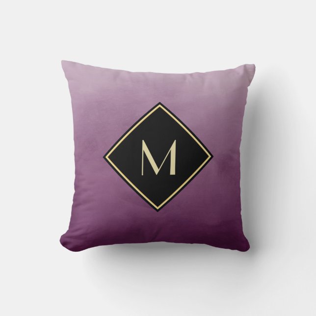 Coussin Élégant Brosse Violet Avec Simple Monogramme Doré (Recto)