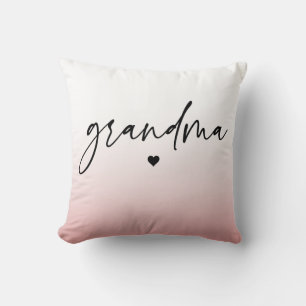 Coussin Élégant et subtil Pink Grandma Script Cadeau