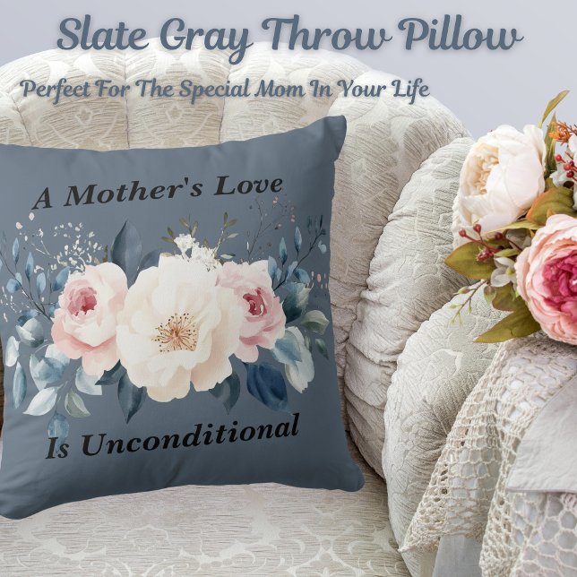 Coussin Élégant Floral Mère's Love Slate Grey (Get this beautiful slate gray throw pillow! Perfect for the special mom in your life.)
