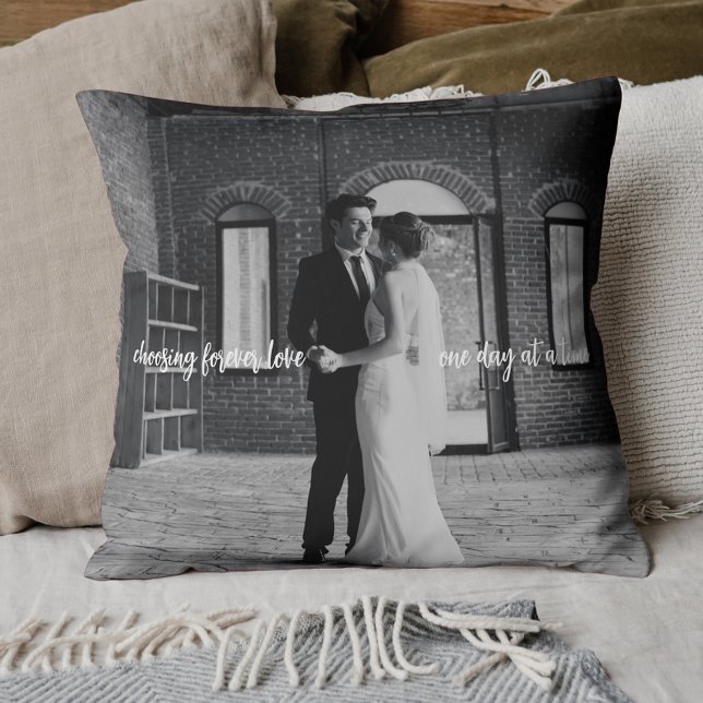 Coussin Elégant Forever Love Photo Couple Nouveau Cadeau (Elegant Forever Love Photo Couple Newlywed Gift Throw Pillow
)