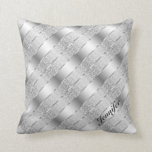 Coussin Élégant gris argenté rayures métalliques 2 Monogra