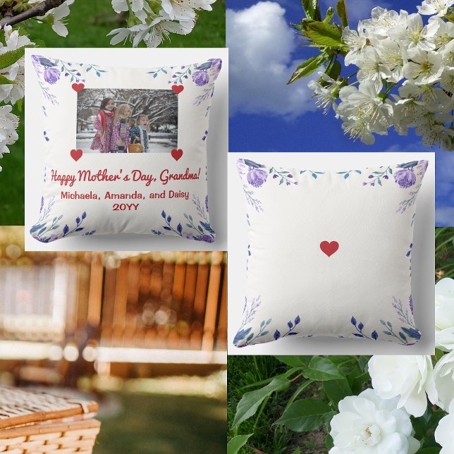 Coussin Elégant Joyeux Fête des Mères Grand-mère Photo Flo (Happy Mother's Day, Grandma! Elegant personalized floral photo pillow with hearts holding the photo)