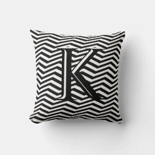 Coussin Élégant noir blanc Chevron Stripe Monogramme perso