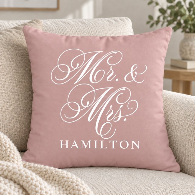 Coussin Élégant Rose Rose Script Mariage M. et Mme (Créateur téléchargé)