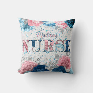 Coussin Élégante infirmière rose bleu argent personnalisé