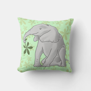 Coussin Eléphant et feuille bébé