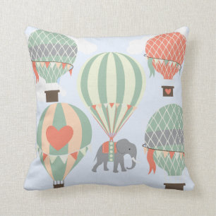 Coussin Éléphant mignon montant l'augmentation chaude de
