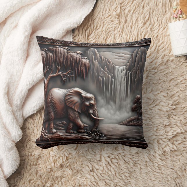 Coussin Eléphant par cascade dans le relief sculpté (Couverture)