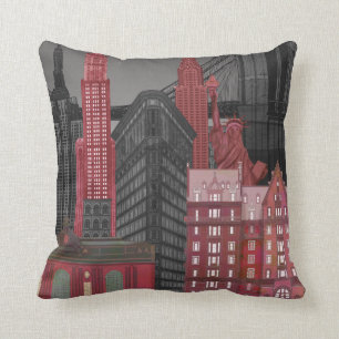 Coussin Élévations de New York par nuit - Rouge