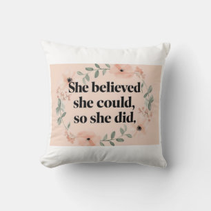 Coussin Elle croyait aux fleurs sauvages minimalistes de l