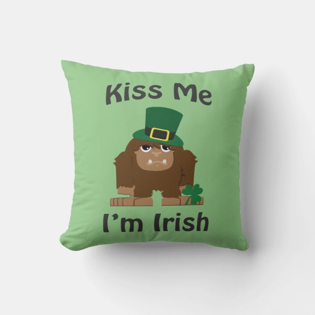 Coussin Embrasse-moi Je suis irish Bigfoot (Recto)
