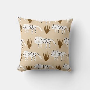 Coussin Empreinte de léopard : Motif intemporel.