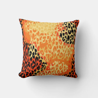 Coussin Empreinte de léopard rétro et design moderne