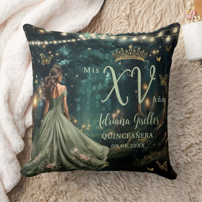 Coussin Enchanted Forest Sage Green Quinceañera Photograph (Couverture)