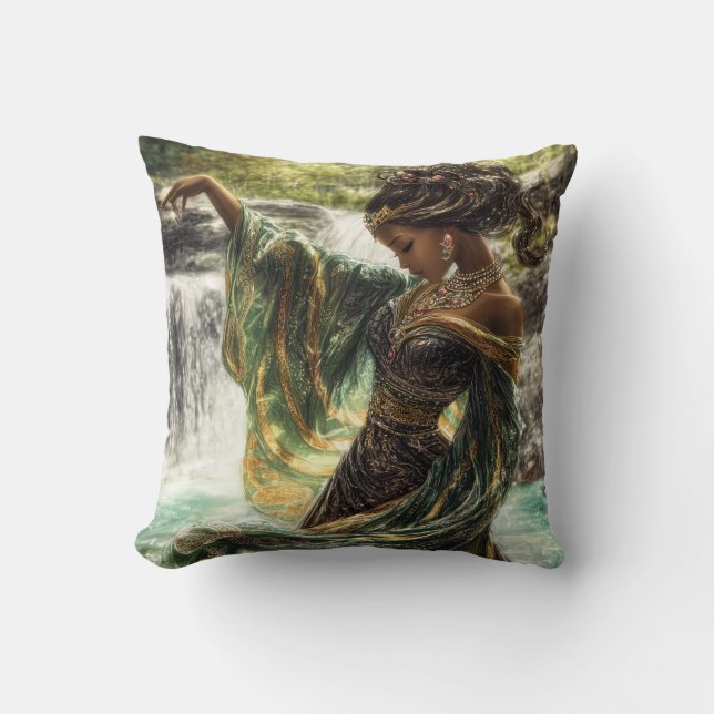 Coussin Enchanter la déesse par une cascade magique (Recto)