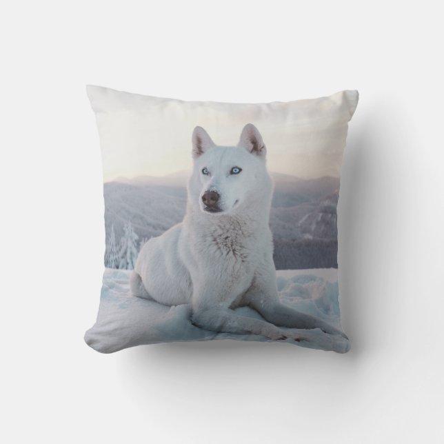 Coussin Enchanter le Chien Husky Blanc dans la neige (Recto)