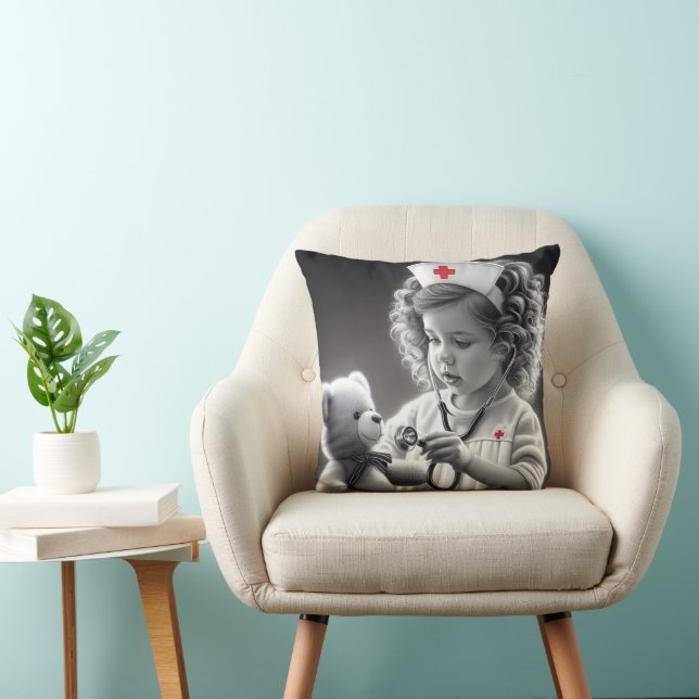 Coussin Enfant Infirmière Avec Ours En Teddy (Chaise)