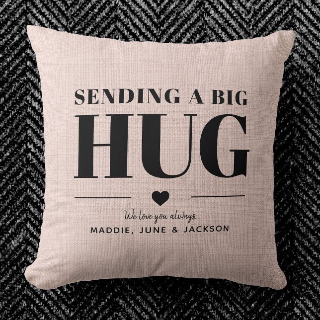 Coussin Envoi Hug Nom personnalisé Fête des mères chic mod (Créateur téléchargé)