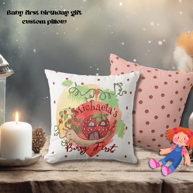 Coussin Escargot et fraise Whimsical 1er anniversaire (Whimsical Snail & Strawberry 1st birthday Throw Pillow)