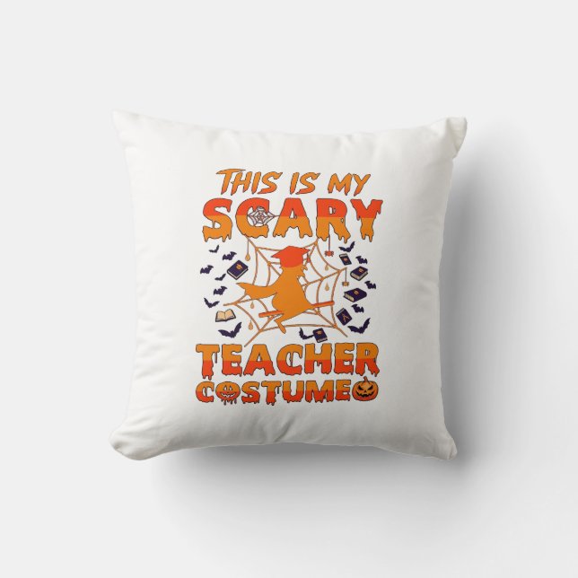 Coussin Est Costume d'enseignant effrayant Halloween Sorci (Recto)