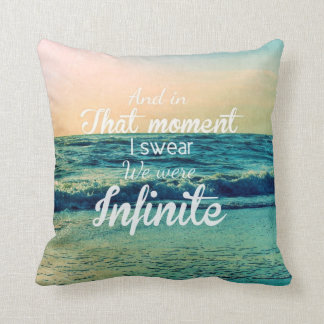 Coussin Et à ce moment-là, je jure que nous étions infinis