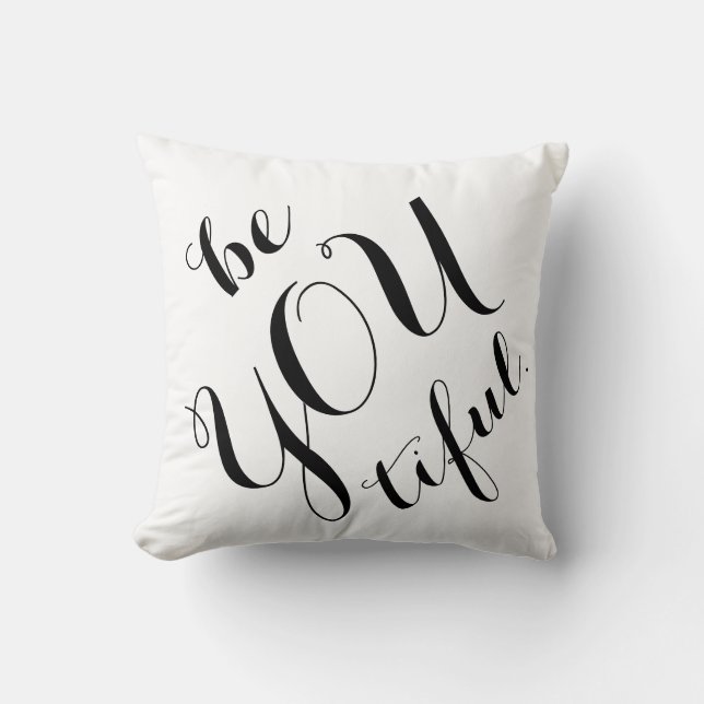 Coussin Êtes vous belle citation noire et blanche chic (Recto)