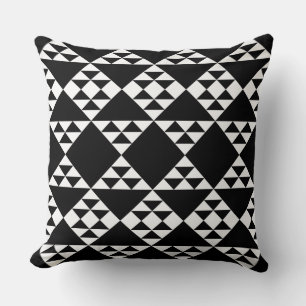 Coussin Ethnic White Triangle Motif Black
