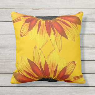 Coussin extérieur floral de tournesol jaune et