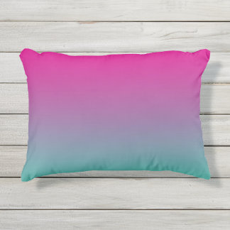 Coussin extérieur pourpre et turquoise magenta