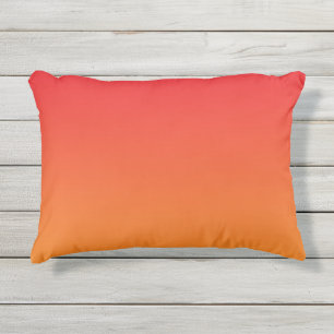 Coussin extérieur rouge et orange d'Ombre