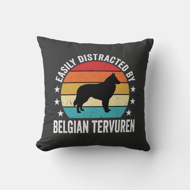 Coussin Facilement distrait par le chien Tervuren belge (Recto)