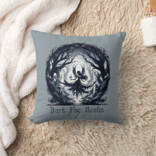 Coussin Fae foncé dans la forêt magique