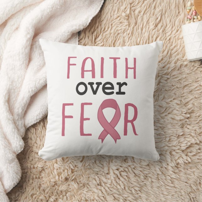 Coussin Faith Over Fear Breast Cancer Awareness (Couverture)