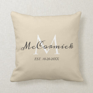Coussin Famille beige de monogramme de manuscrit