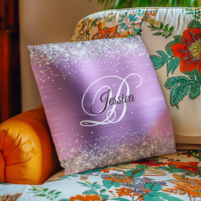 Coussin Faux Shiny Silver Parties scintillant Lavender Foi (Faux Shiny Silver Glitter Lavender Foil Monogram Throw Pillow)