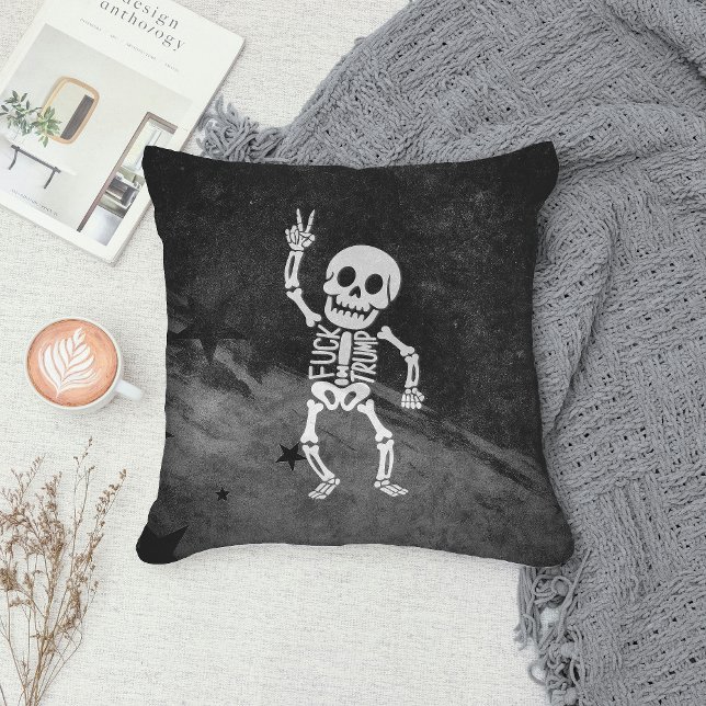 Coussin FDT Trump Funny Anti Trump Skeleton (Créateur téléchargé)