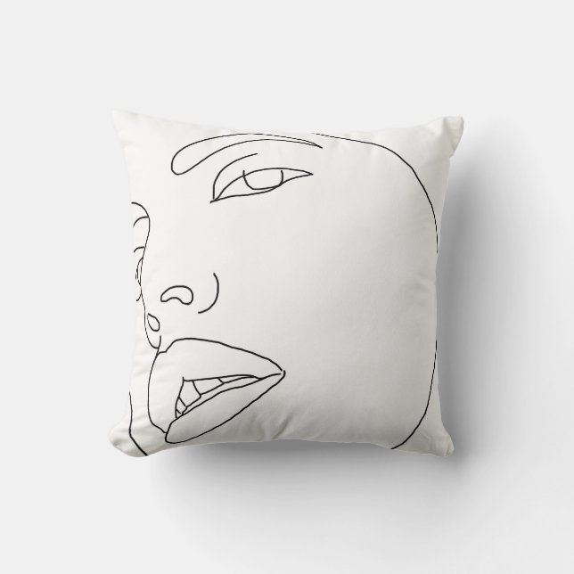 Coussin Fem Face Close (Recto)