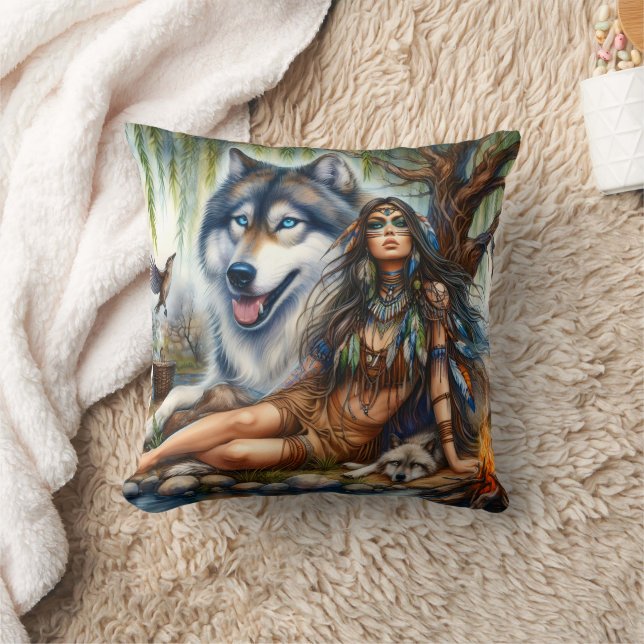 Coussin Femme Amérindienne Avec Loup Au Bord De La Rivière (Couverture)