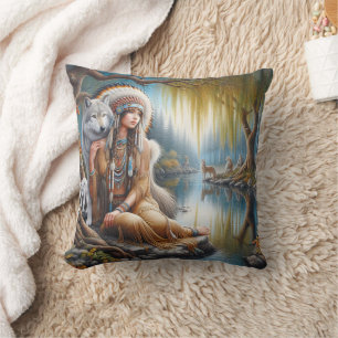Coussin Femme amérindienne embrassant le loup par Riverban