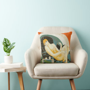 Coussin Femme Art Déco vintage allongée sur un canapé, Cho