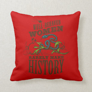 Coussin Femme bien comportée - reine de rv de la route