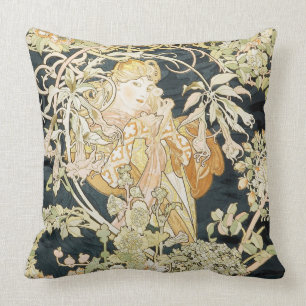Coussin Femme de Mucha une marguerite des prés de La