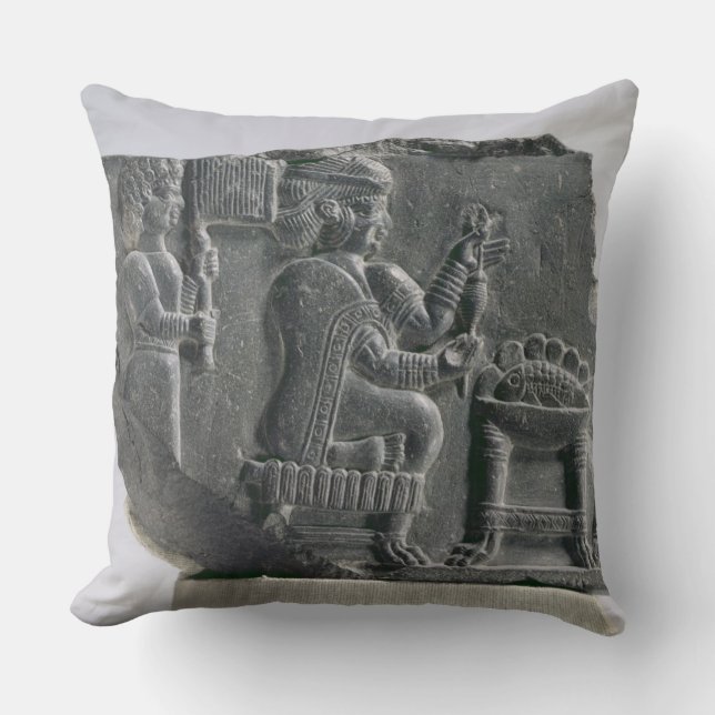 Coussin Femme d'Elamite tournant, Néo--Elamite période, (Recto)