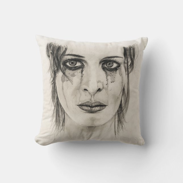 Coussin Femme en Plein - Dessin au crayon (Recto)