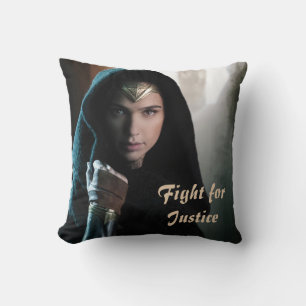 Coussin Femme en vedette