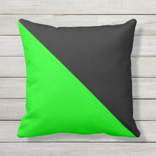 Coussin fendu de noir et de couleur de diagonale
