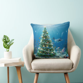 Coussin Festive Throw Pillow
