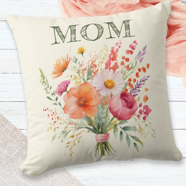Coussin Fête des mères Maman Jolie fleurs de bouquet flora (A beautiful throw pillow for Mother's Day, with picture of a hand-tied bouquet of flowers)