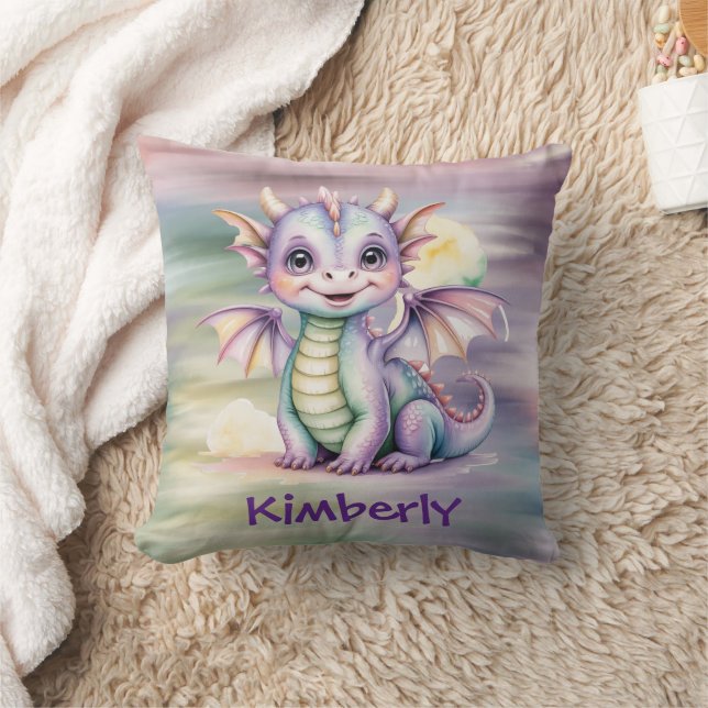 Coussin Fête Prénatale Bébé Dragon Pastel Fantastique (Couverture)